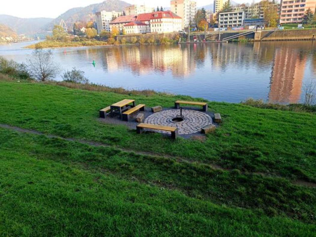 U Bocmana S Vyhledem Na Zamek A Labe Apartamento Decin Exterior foto