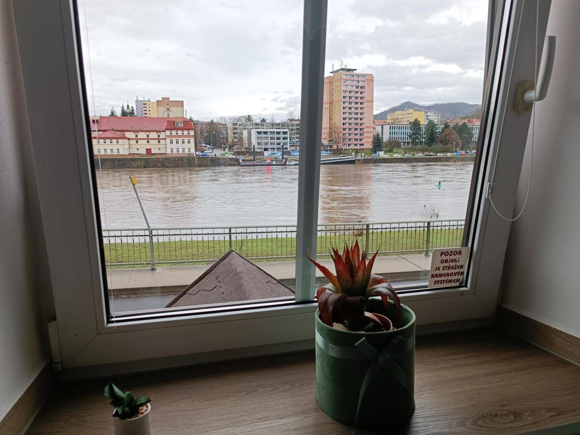 U Bocmana S Vyhledem Na Zamek A Labe Apartamento Decin Exterior foto
