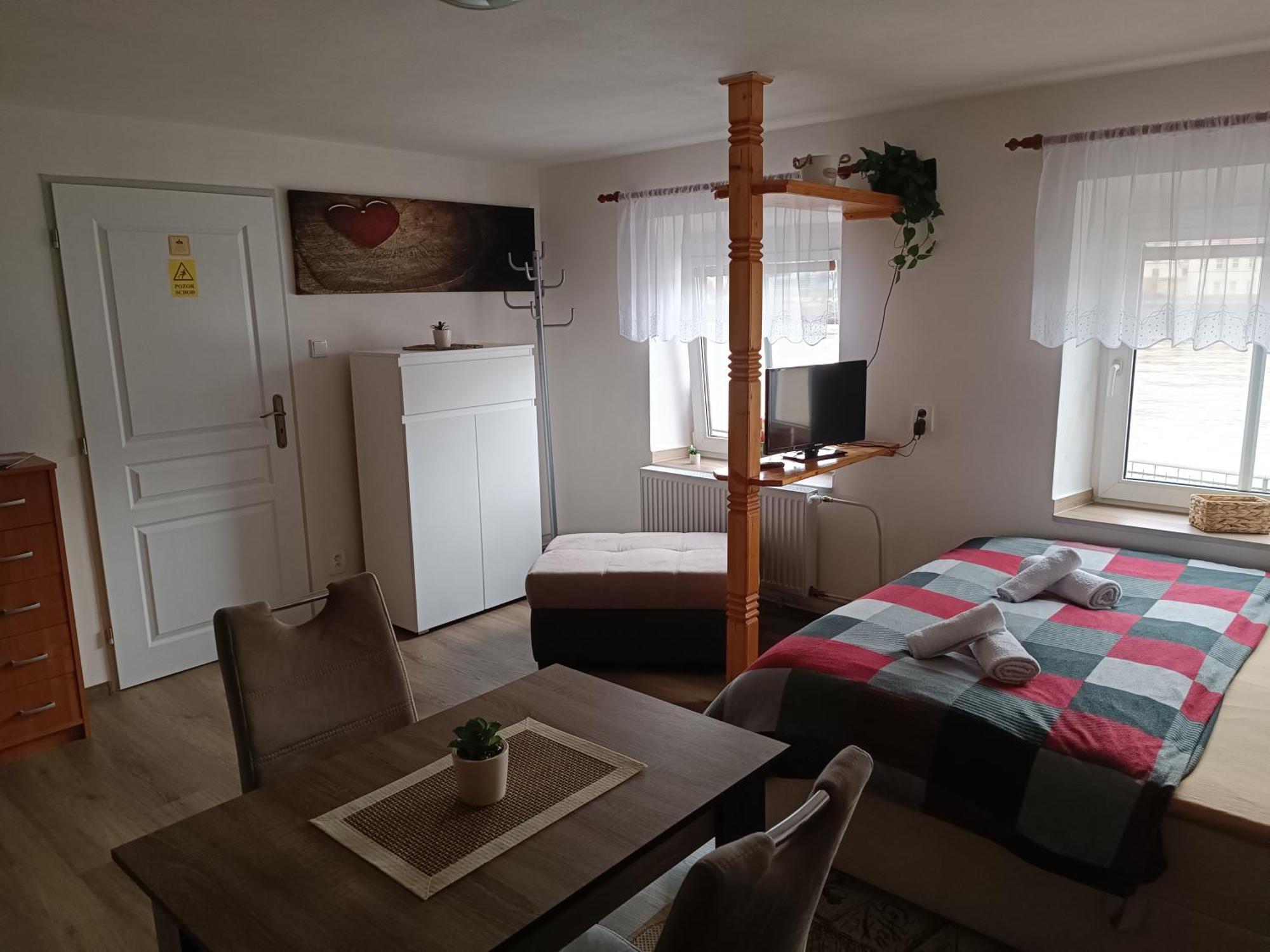 U Bocmana S Vyhledem Na Zamek A Labe Apartamento Decin Exterior foto